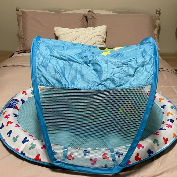 SwimWays Mickey pool float - Picture 5 of 8